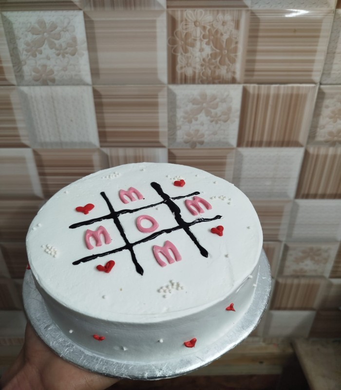 MOM Love Cake Delicious MOM Love Cake decorated with MOM letters, ideal gift cake for mothers